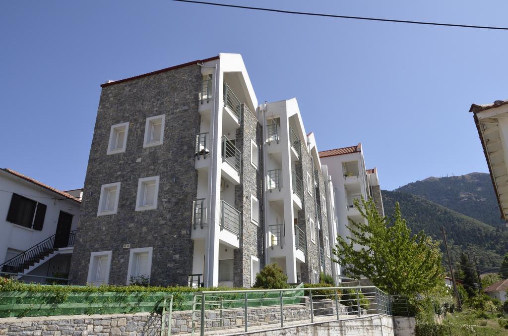 Kalavrita Luxurious Apartments Dış mekan fotoğraf
